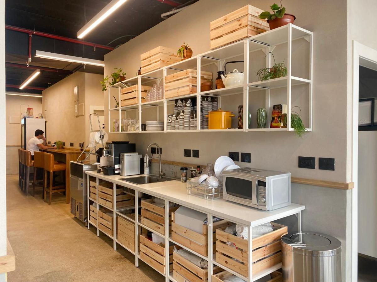 Wom Beach Pod Hotel - A Member Of Brown Hotels Tel Aviv Ngoại thất bức ảnh