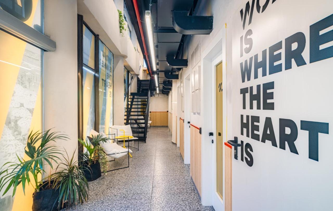 Wom Beach Pod Hotel - A Member Of Brown Hotels Tel Aviv Ngoại thất bức ảnh