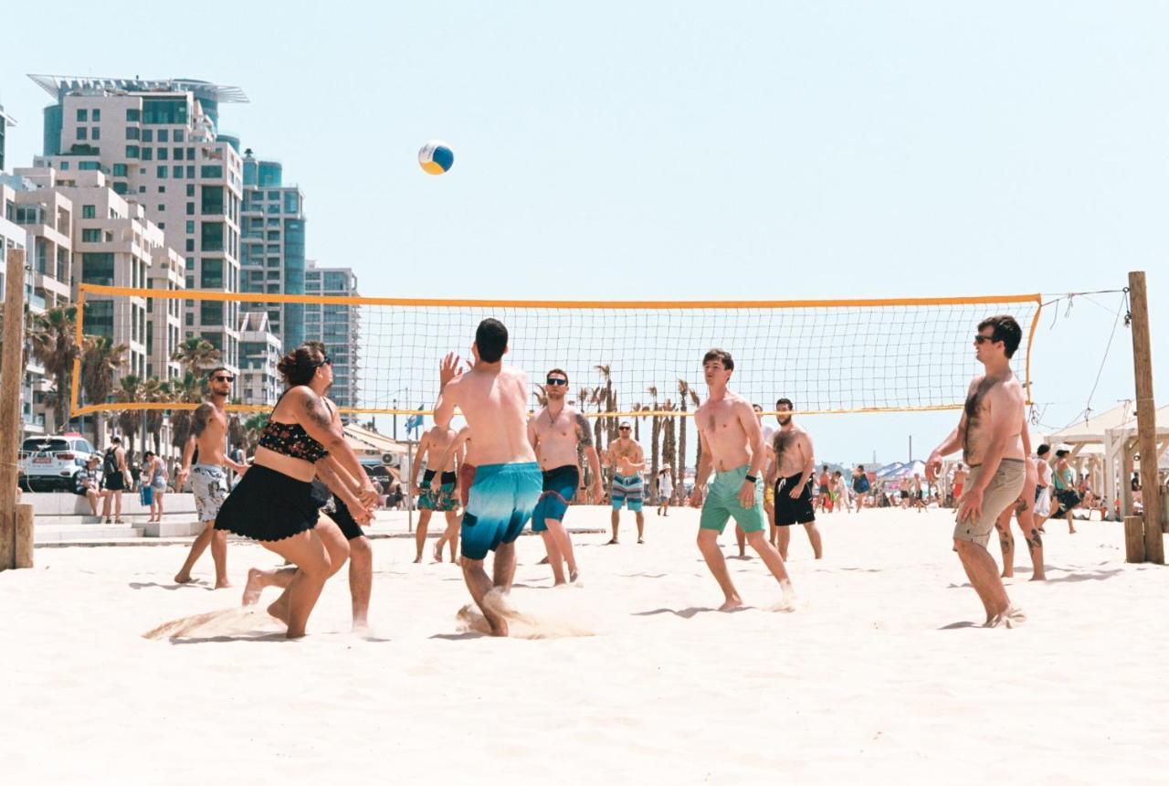Wom Beach Pod Hotel - A Member Of Brown Hotels Tel Aviv Ngoại thất bức ảnh