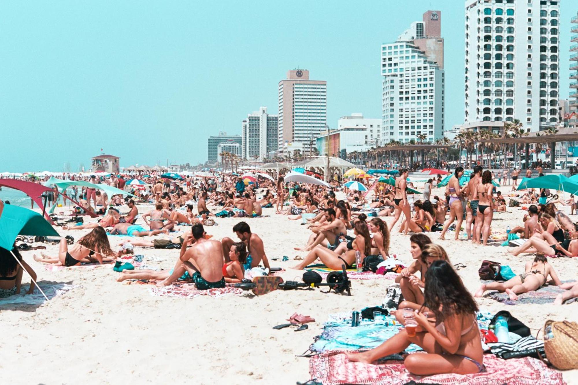 Wom Beach Pod Hotel - A Member Of Brown Hotels Tel Aviv Ngoại thất bức ảnh